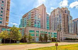 Apartment – Lake Shore Boulevard West, Etobicoke, Toronto,  Ontario,   Canada for C$836,000