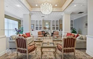 2-bedroom apartments in condo 120 m² in South Ocean Drive for $459,000