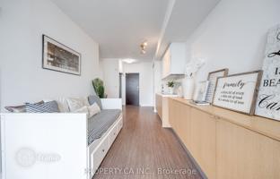 4-bedroom apartment in Iceboat Terrace for C$847,000