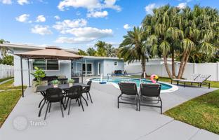 5-bedroom house 190 m² in Hollywood for $785,000
