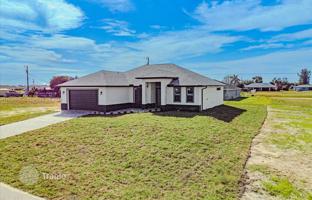 3-bedroom house 228 m² in Cape Coral for $438,000