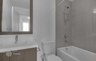 2-bedroom apartment in Etobicoke for C$899,000