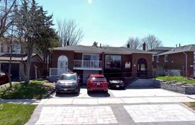 Terraced house – Scarborough, Toronto, Ontario,  Canada for C$1,437,000