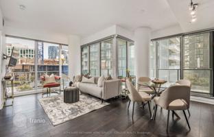 6-bedroom apartment in Blue Jays Way for C$1,045,000