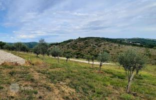 Land plot 743 m² in Buje for 92,000 €