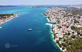 Land plot 1,040 m² in Sibenik-Knin for 260,000 €