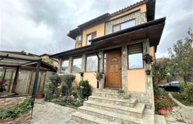 Two-storey three-bedroom house of 142 sq. m, 450 sq. m. m yard in Gorica village, Bulgaria, 180,000 euros for 180,000 €