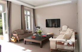 Detached house – Cannes, Côte d'Azur (French Riviera), France. Price on request
