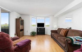 Apartment – Lake Shore Boulevard West, Etobicoke, Toronto,  Ontario,   Canada for C$821,000
