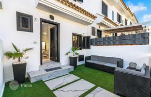 2-bedroom townhouse 120 m² in Chayofa for 360,000 €