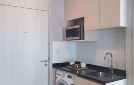 1 bed Condo in Noble Revolve Ratchada 2 Huai Khwang Sub District for $109,000