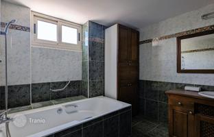 4-bedroom villa 189 m² in Lakatamia for 430,000 €