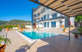 Furnished Villa with View for Sale in Alanya Bektas Neighborhood for $4,931,000