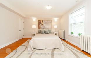 8-bedroom house in York for C$1,816,000