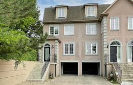 Terraced house – Bayview Avenue, Toronto, Ontario,  Canada for C$2,467,000