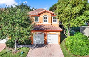 4-bedroom house 239 m² in Doral for $690,000