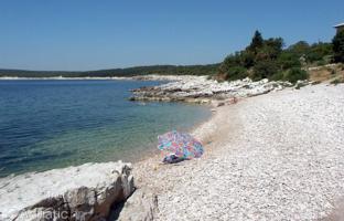 Land plot 1,478 m² in Istria County for 148,000 €