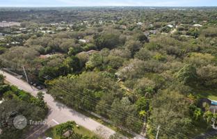 Land plot in Palmetto Bay for $2,750,000