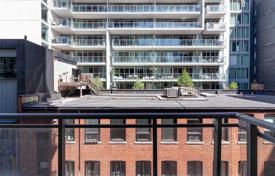 Apartment – Wellington Street West, Old Toronto, Toronto,  Ontario,   Canada for C$741,000