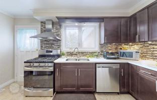4-bedroom house in Scarborough for C$1,333,000