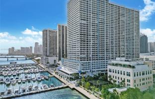 2-bedroom apartments in condo 149 m² in North Bayshore Drive for $875,000