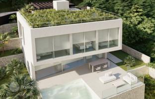3-bedroom cottage 368 m² in Denia for 1,940,000 €