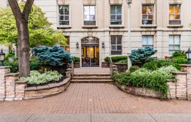 Apartment – Charles Street East, Old Toronto, Toronto,  Ontario,   Canada for C$728,000