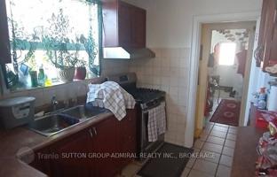 9-bedroom house in East York for C$1,145,000