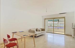 2-bedroom apartment in Cannes for 990,000 €