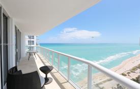 Sunny two-bedroom apartment with panoramic ocean views in Miami Beach, Florida, USA for $1,050,000