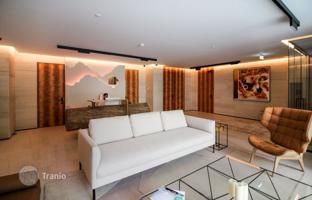 2-bedroom apartment 85 m² in Central District for 492,000 €