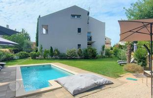 7-room house 340 m² in Bale for 939,000 €