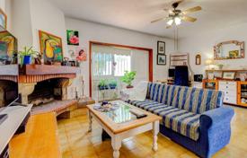 Well-maintained bright cottage in Palm-Mar, Tenerife, Spain for 367,000 €