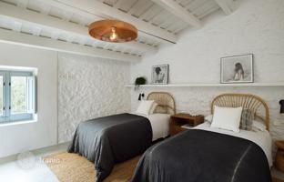 3-bedroom townhouse 208 m² in Girona for 1,400,000 €