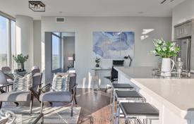 Apartment – The Queensway, Toronto, Ontario,  Canada for C$1,142,000