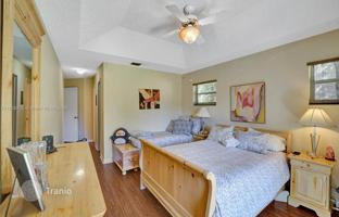 3-bedroom house 211 m² in Davie for $595,000