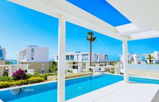 4-bedroom villa 264 m² in Coral Bay for 2,908,000 €