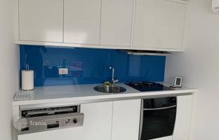 2-room apartment 70 m² in Porec for 320,000 €