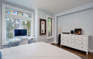 8-bedroom townhouse in Old Toronto for C$2,685,000
