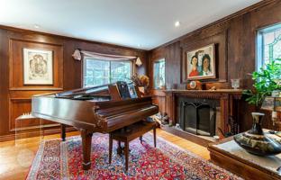 13-bedroom house in North York for C$2,566,000