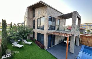 3-bedroom villa 208 m² in Kadriye for 29,043,000 TRY