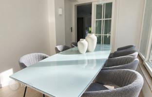 5-bedroom house 675 m² in City of Zagreb for 1,490,000 €