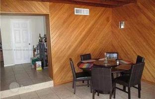 3-bedroom house 197 m² in Hollywood for $550,000