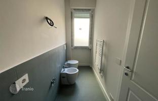 3-bedroom apartment 150 m² in Florence for 780,000 €