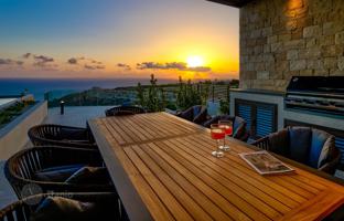 6-bedroom villa 582 m² in Aphrodite Hills for 4,500,000 €