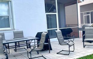 3-bedroom house 229 m² in Pembroke Pines for $699,000