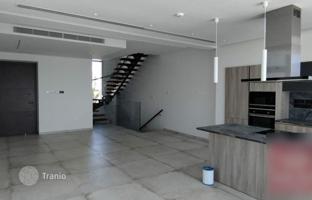 4-bedroom villa 227 m² in Famagusta for 620,000 €