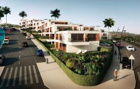Apartments with different layouts in a residence with a swimming pool and concierge service, close to the beach, Estepona, Spain for 270,000 €
