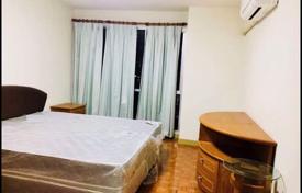 1 bed Condo in Silom Suite Silom Sub District for $158,000