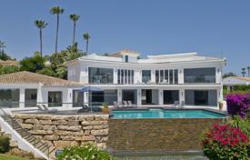 Villa for sale in Hacienda las Chapas, Marbella East for 3,750,000 €